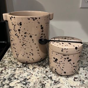 H&M Home utensil holder and sugar holder set